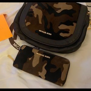 Michael Kors handbag and wallet
